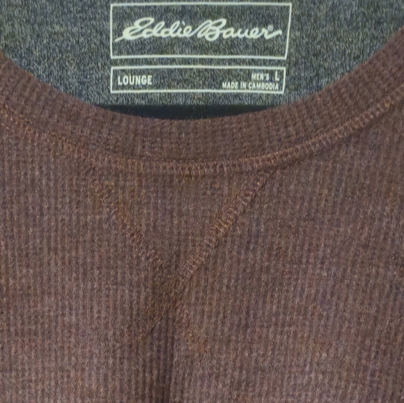Eddie Bauer Men's Maroon Crewneck Sweater - Picture 2 of 3